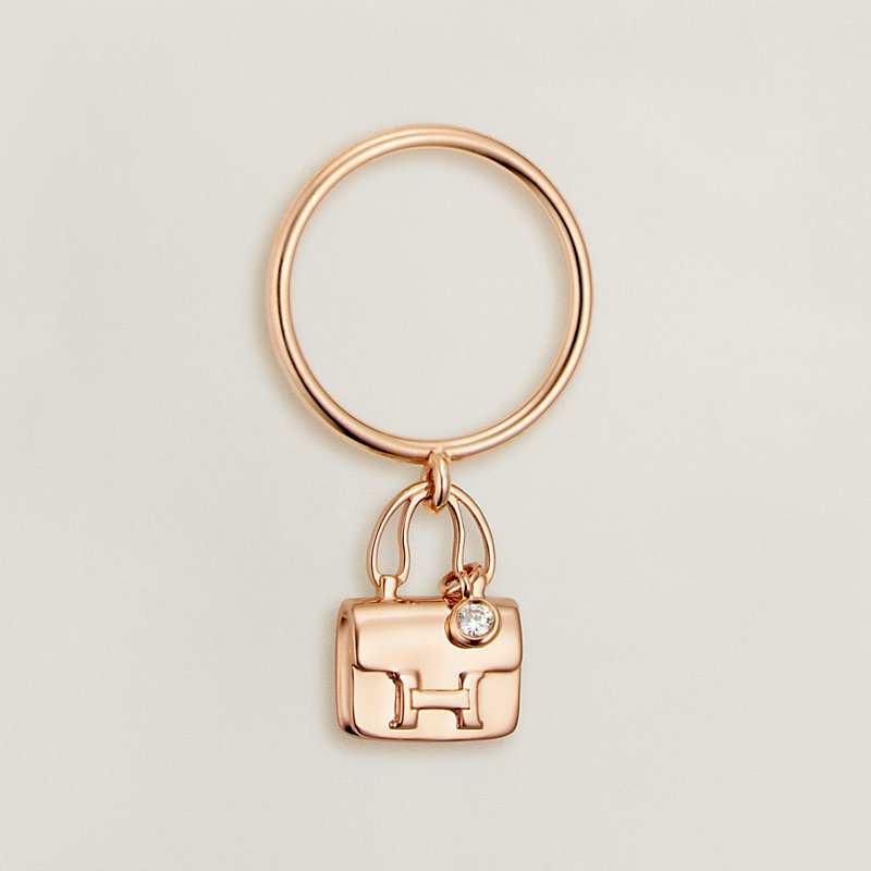 タイムレスな魅力【HERMES】Amulettes Constance リング Amulettes Constance ring | Hermès Thailand